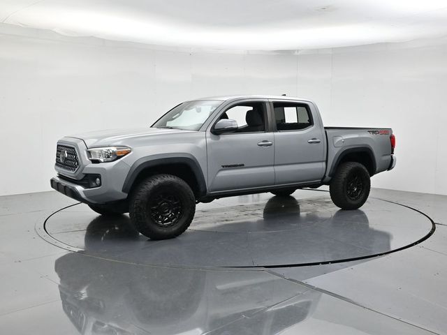 Used 2019  Toyota TRD Off-Road image 5