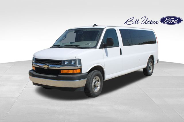  2025 Chevrolet Express 3500 LT Extended RWD   
