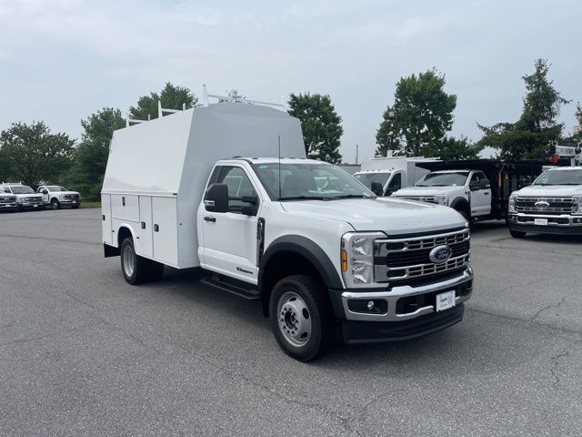 2025 Ford F-550 Super Duty 