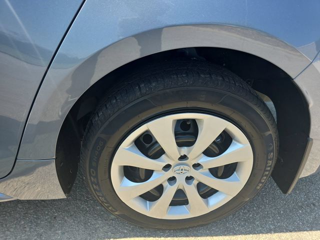 Used 2025 CELESTITE Toyota LE image 33