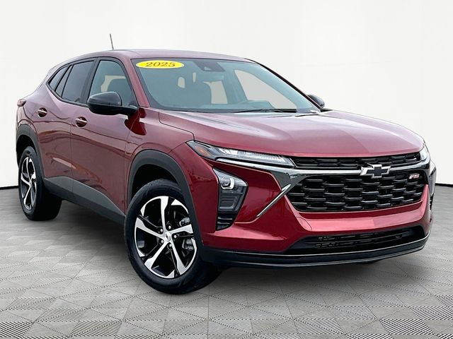 2025 Chevrolet Trax RS with 1RS FWD