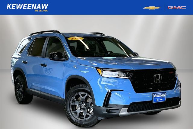  2025 Honda Pilot TrailSport AWD   