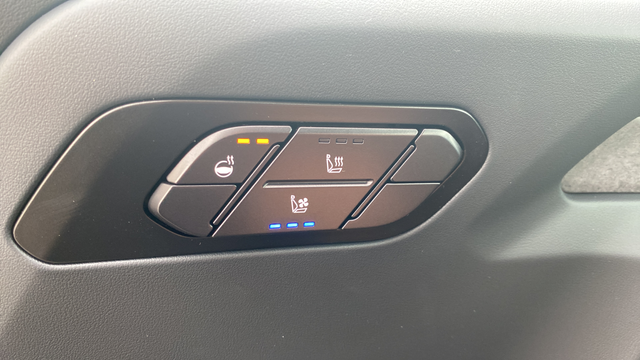 New 2027 Brown Kia X-Line EX image 20