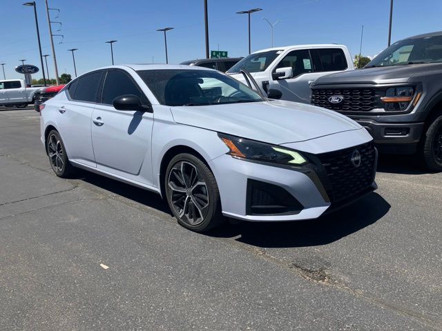 2024 Nissan Altima 2.5 SR FWD