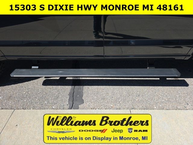 2020 Ford F-150 Platinum - Black exterior view 15