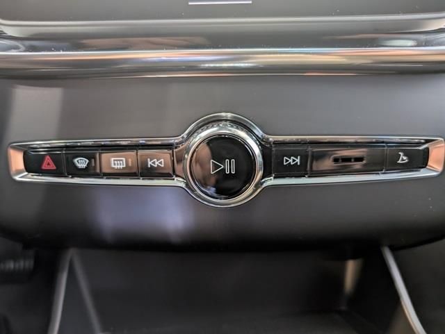 New 2026 Gray Volvo T8 Plus image 21