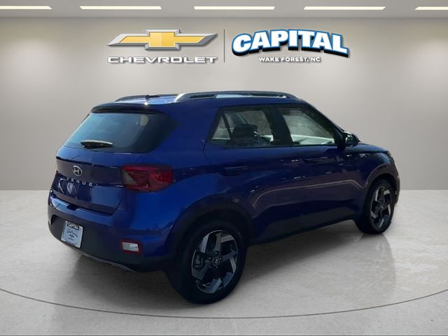 Used 2025 Blue Hyundai SEL image 5