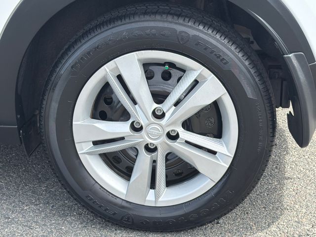 Used 2024 Nissan Kicks SUV
