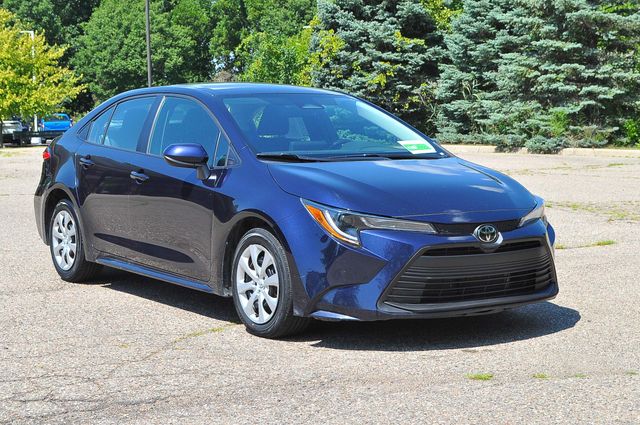 2024 Toyota Corolla LE FWD