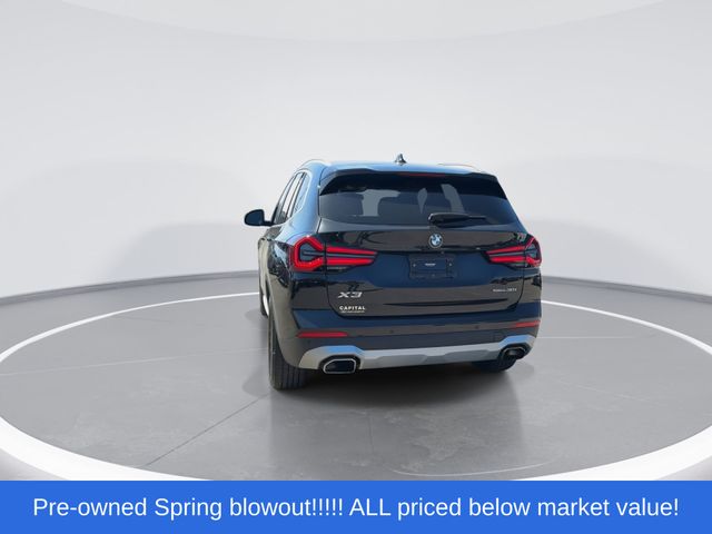 Used 2022 Black Sapphire Metallic BMW sDrive30i image 6