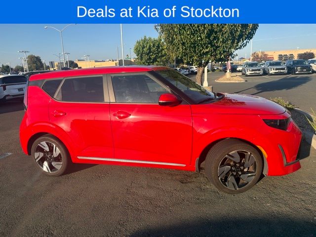 Inferno Red 2023 Kia Soul SUV / Crossover Front-Wheel Drive Continuously Variable Transmission
