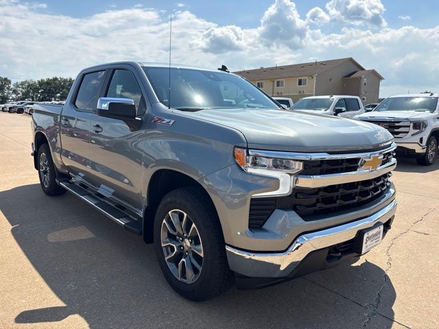 Sterling Gray Metallic 2026 Chevrolet Silverado 1500 Pickup Truck Four-Wheel Drive Automatic
