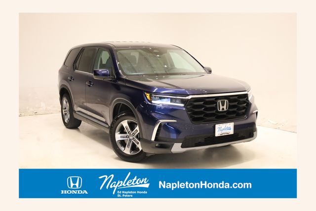 Black (Obsidian Blue Pearl) 2023 Honda Pilot EX-L AWD with Captains Chairs SUV / Crossover All-Wheel Drive Automatic