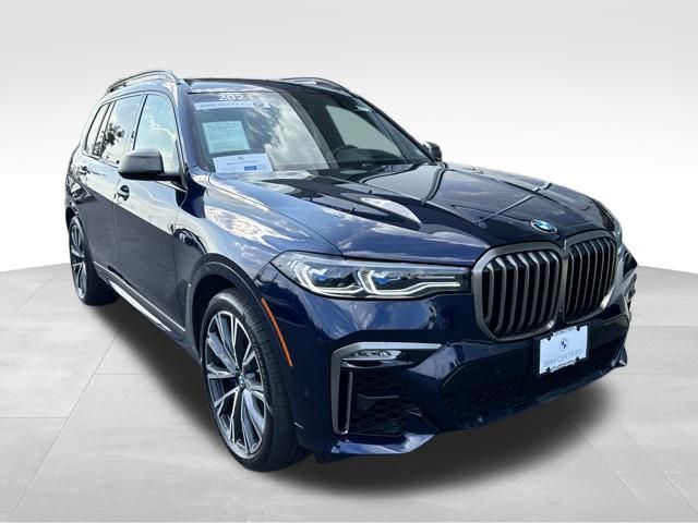 2021 BMW X7 M50i 3