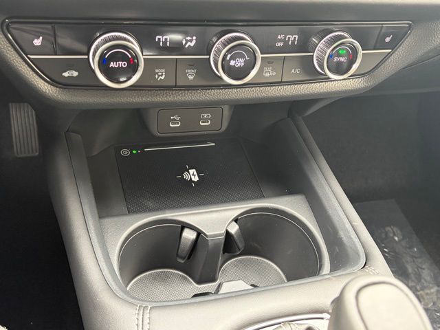 new 2026 Honda HR-V car, priced at $32,301