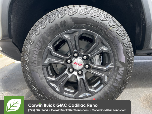 2024 GMC Canyon Elevation 31