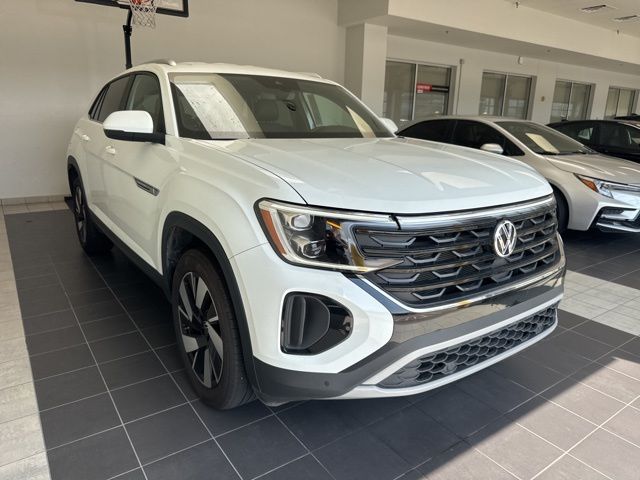 2025 Volkswagen Atlas Cross Sport 2.0T SE w/Technology  at Legacy Ford