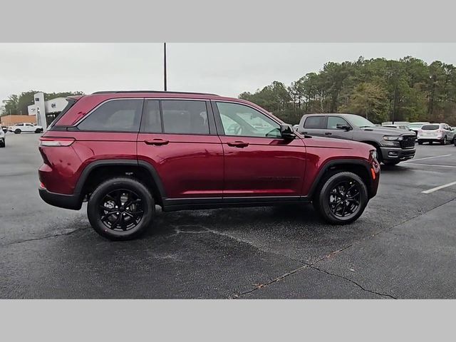 2026 Jeep Grand Cherokee Altitude 4x4
