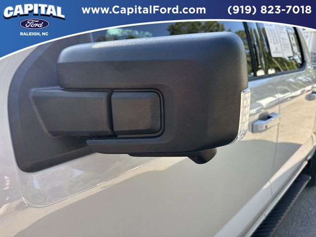 Used 2023 White Ford XLT image 12