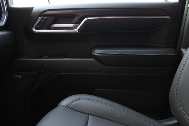 Used 2024 Gray GMC SLT image 19