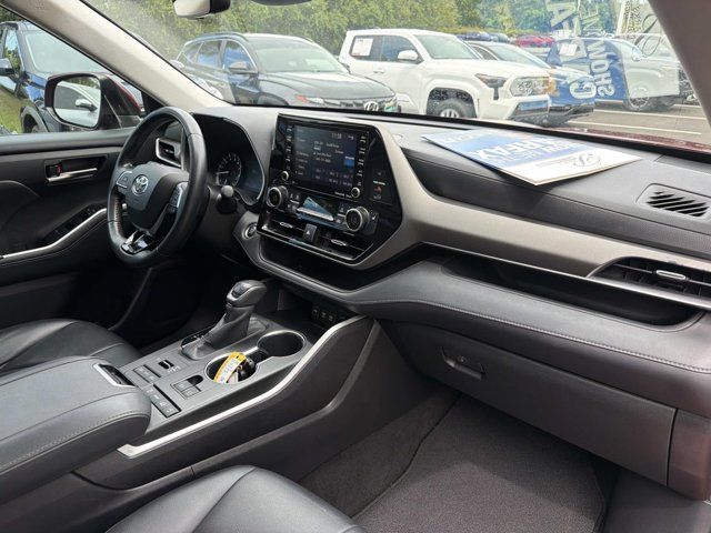 Used 2020 Toyota Highlander SUV
