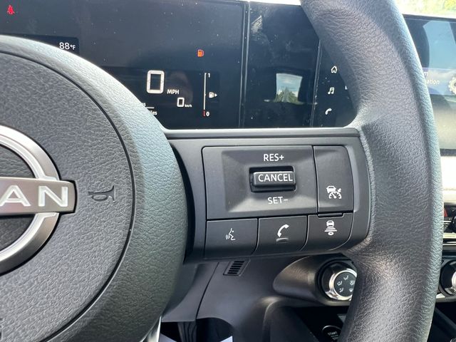 2025 Deep Blue Pearl/Gun Metallic Nissan Kicks SV FWD SUV