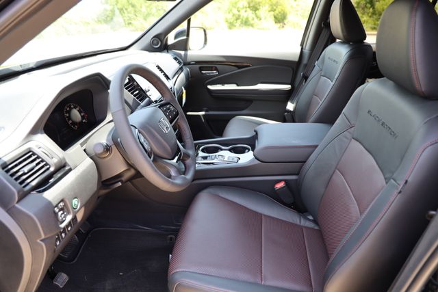 2026 Honda Ridgeline Black Edition - 11