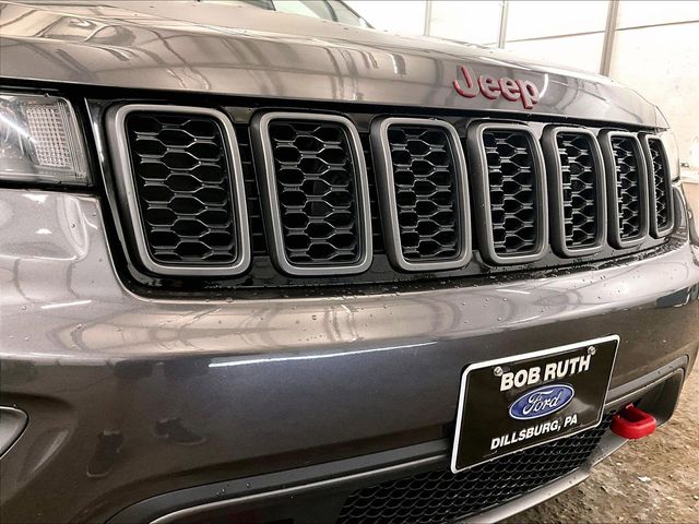 2020 Jeep Grand Cherokee Trailhawk Gray at South Hills CDJR