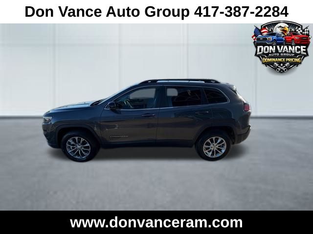 View vehicle photo 3