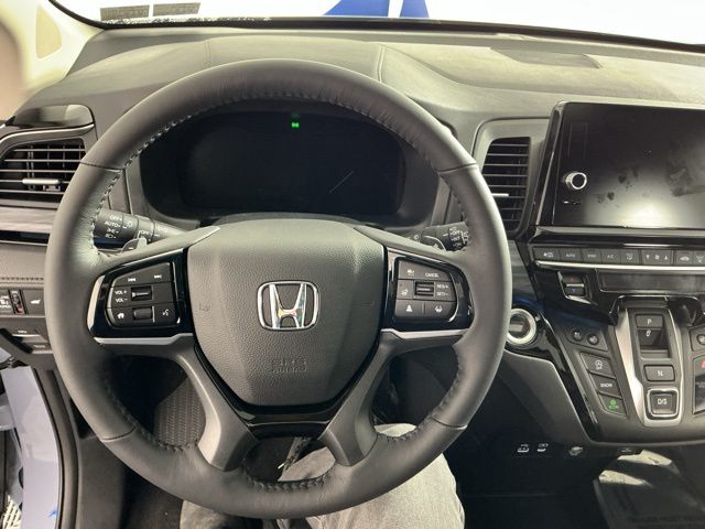 new 2026 Honda Odyssey car, priced at $53,645