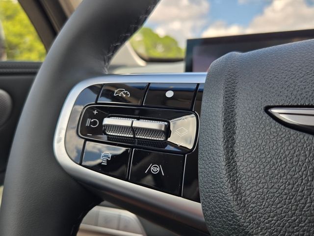 2027 Genesis GV80