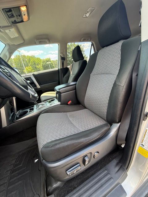 2021 Toyota 4Runner SR5 - Photo 11