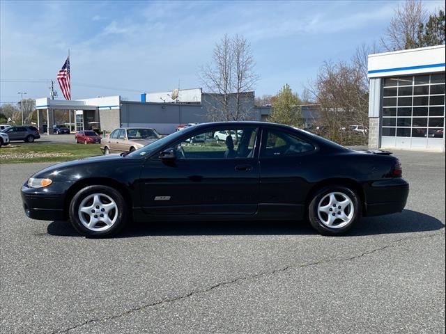 1997 Pontiac Grand Prix GT 2