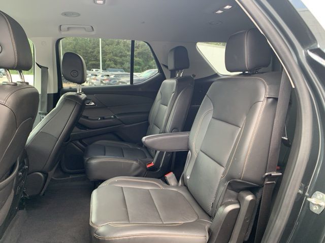 2021 Chevrolet Traverse RS photo