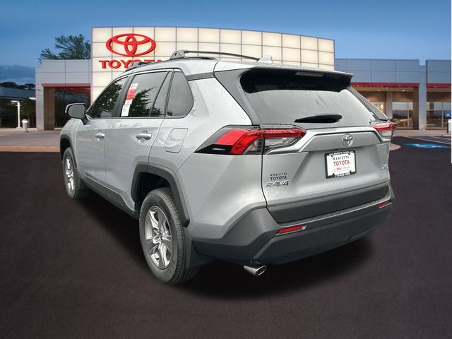 2024 Toyota RAV4 XLE 25