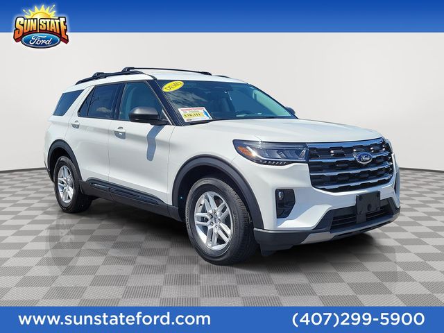 Star White Metallic Tri-Coat 2026 Ford Explorer SUV / Crossover Rear-Wheel Drive Automatic