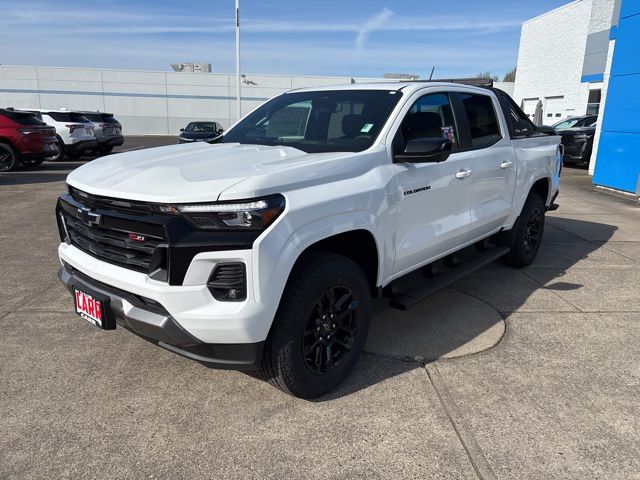 View vehicle photo 4