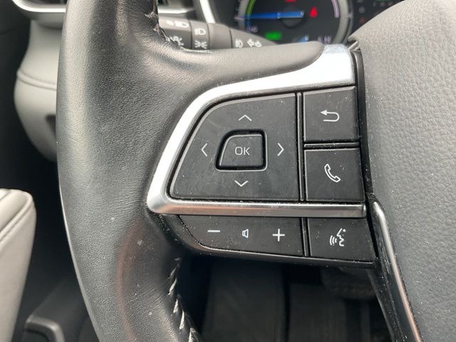 Used 2021 Toyota Highlander Hybrid SUV
