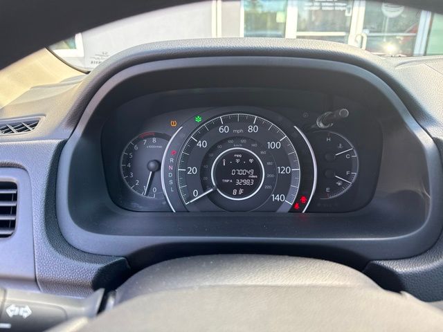 Used 2015  Honda EX image 2