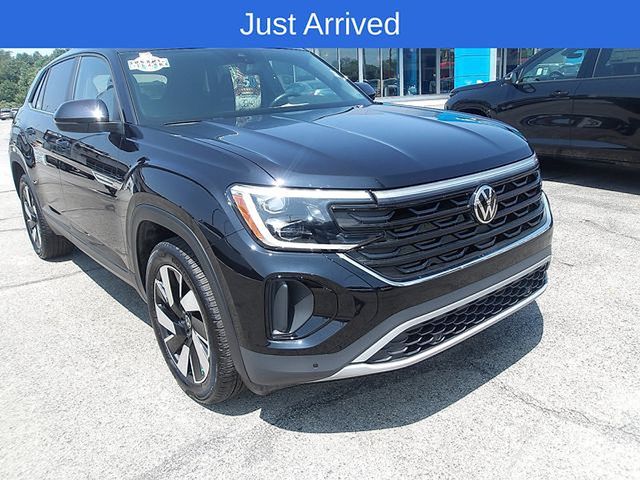 2025 Volkswagen Atlas Cross Sport SE 4Motion with Technology
