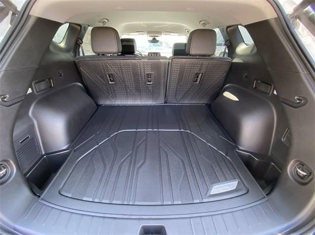 2024 Chevrolet Blazer - Image 27