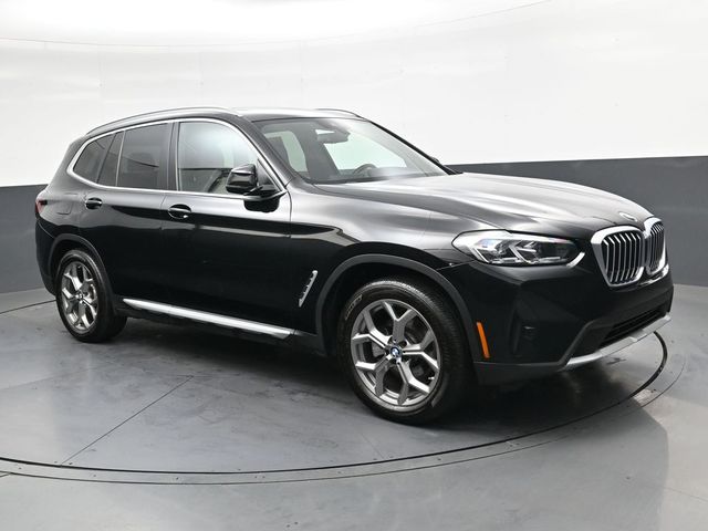2022 BMW X3 xDrive30i's photo