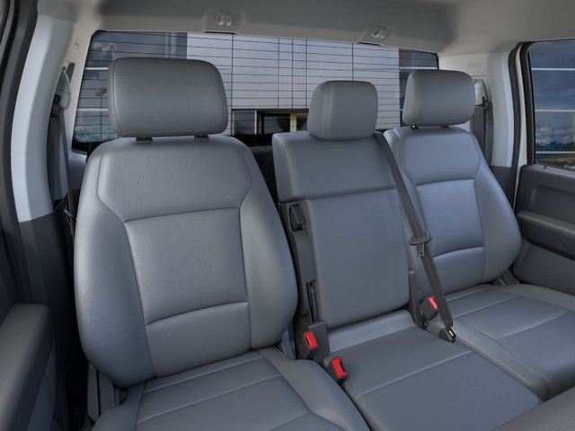 New 2026 Oxford White Ford F-550® XL image 10