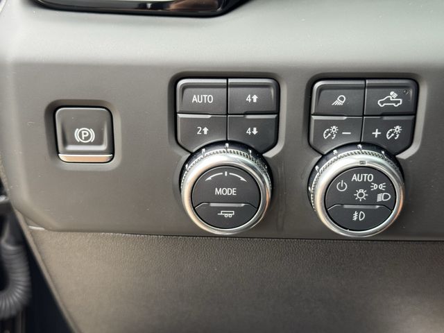 2025 GMC Sierra 2500HD AT4 Black at EAG Ford Navasota
