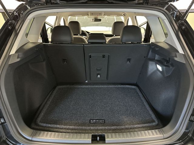 2025 Volkswagen Taos 1.5T SE Black at Subaru and VW of Moon Township