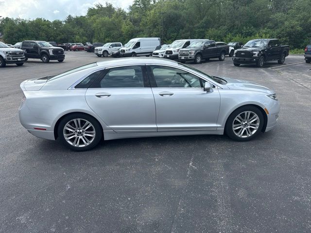 Used 2014 Ingot Silver Metallic Lincoln Base image 8