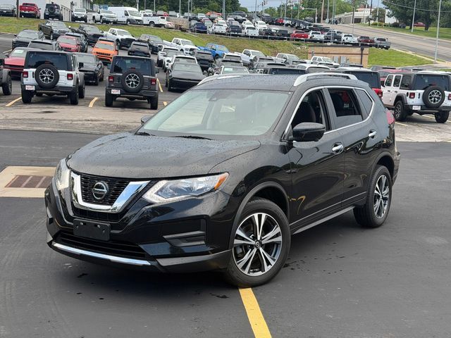 Used 2019 Nissan Rogue SV with VIN 5N1AT2MV1KC774428 for sale in Kansas City