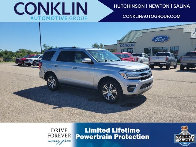 Silver Metallic 2024 Ford Expedition SUV / Crossover Four-Wheel Drive Automatic