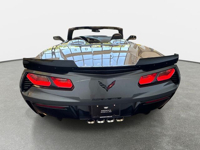 Used 2015 Gray Chevrolet Z06 image 4