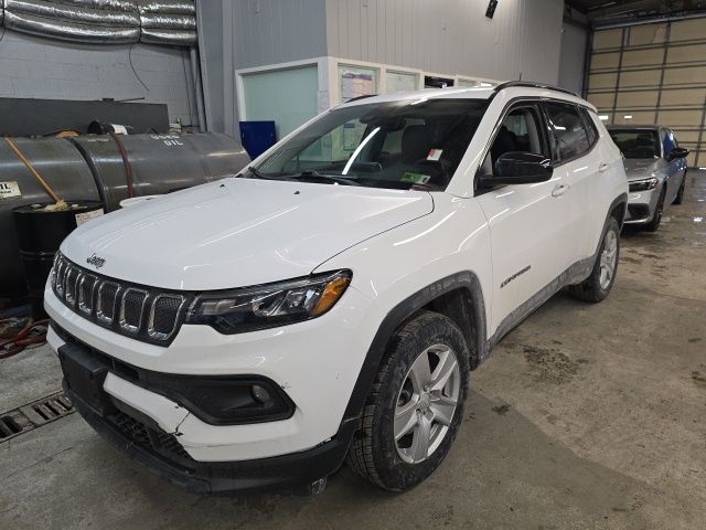 2022 Jeep Compass Latitude 4WD